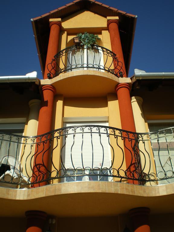 Mediterran-Apartmanok-Harkány Dış mekan fotoğraf